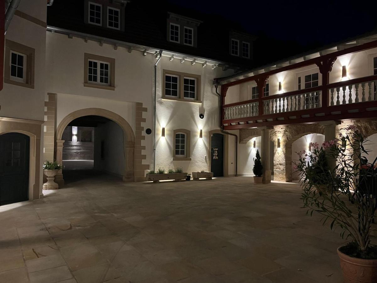 Karlbacher Domizil Ferienwohnungen Grosskarlbach Luaran gambar